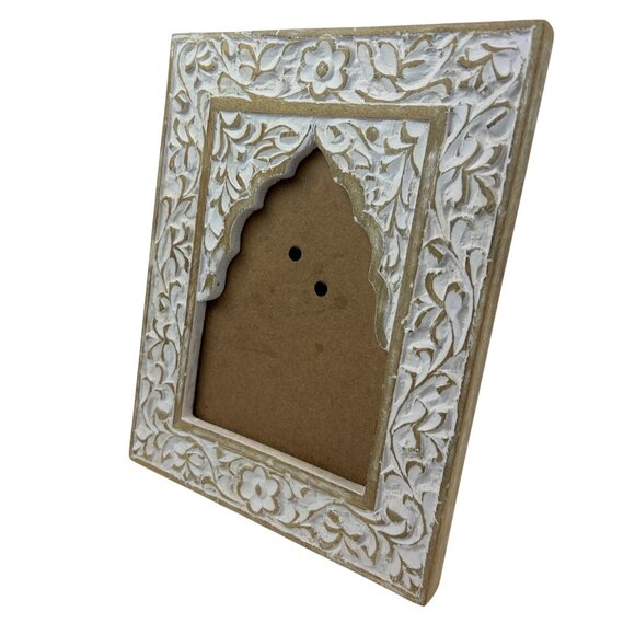 Hand-Carved Wooden Photo Frame Whitewashed Floral Design 19x24cm - Picture 2 of 10